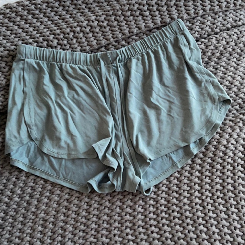 Aerie olive green lounge shorts